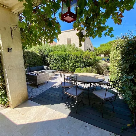 T2 Direct Sea Access With Garden Apartment Calvi (Corsica)